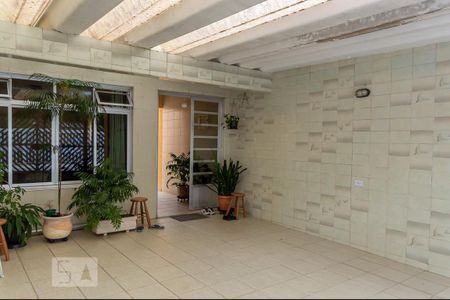 Casa à venda com 177m², 3 quartos e 2 vagas Casa à venda com 177m², 3 quartos e 2 vagasGaragem