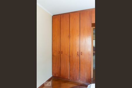 Casa à venda com 177m², 3 quartos e 2 vagas Casa à venda com 177m², 3 quartos e 2 vagasQuarto 1