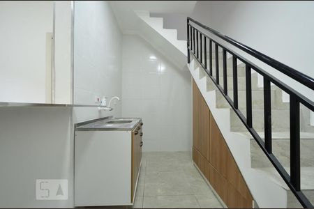 Cozinha de casa para alugar com 1 quarto, 44m² em Vila Campestre, São Paulo