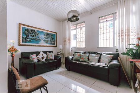 Sala de Estar de casa para alugar com 4 quartos, 110m² em Nazaré, Salvador