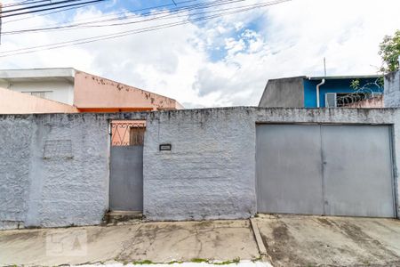 Casa à venda com 200m², 2 quartos e 2 vagasFachada da Casa