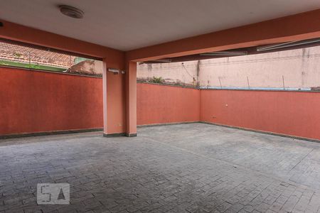 Casa à venda com 160m², 3 quartos e 6 vagasQuintal