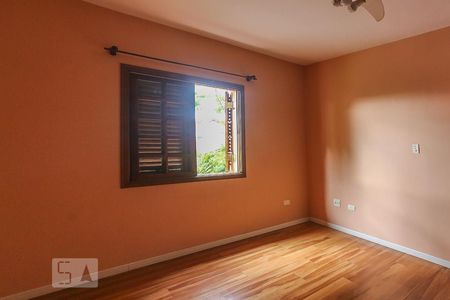 Casa à venda com 160m², 3 quartos e 6 vagasSuite