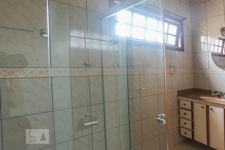 Casa à venda com 160m², 3 quartos e 6 vagasBanheiro