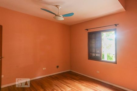 Casa à venda com 160m², 3 quartos e 6 vagasQuarto 2