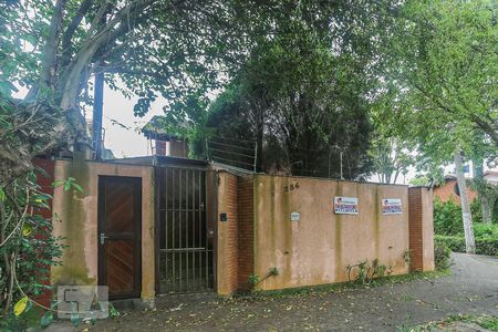 Casa à venda com 160m², 3 quartos e 6 vagasFachada