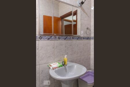 Casa à venda com 300m², 3 quartos e 2 vagasBanheiro