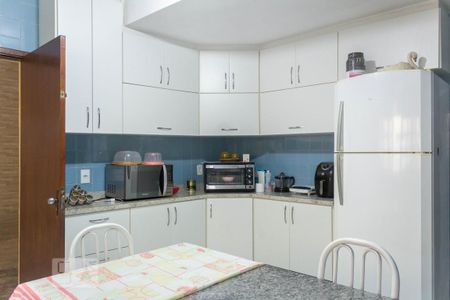 Casa à venda com 300m², 3 quartos e 2 vagasCozinha