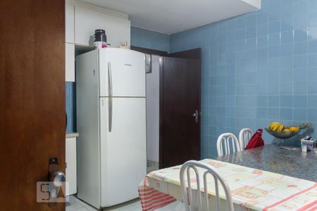 Casa à venda com 300m², 3 quartos e 2 vagasCozinha