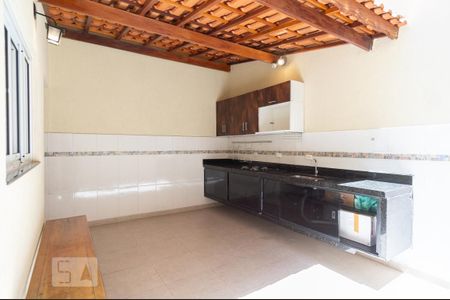 Casa para alugar com 200m², 3 quartos e 1 vagaQuintal