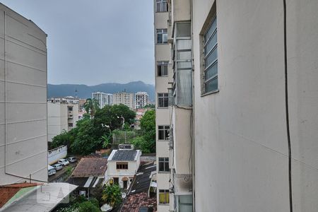 Quarto 2 Vista de apartamento para alugar com 2 quartos, 62m² em Vila Isabel, Rio de Janeiro