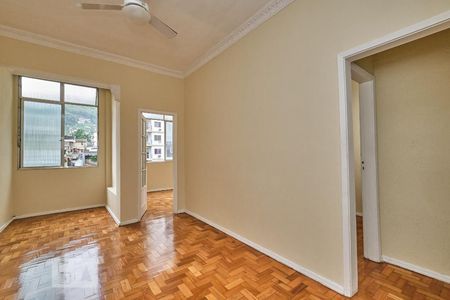 Sala de apartamento para alugar com 2 quartos, 62m² em Vila Isabel, Rio de Janeiro