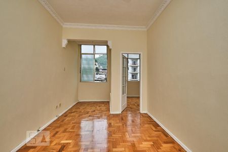 Sala de apartamento para alugar com 2 quartos, 62m² em Vila Isabel, Rio de Janeiro