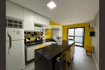 Sala/cozinha de apartamento para alugar com 1 quarto, 40m² em Campos Elíseos, São Paulo