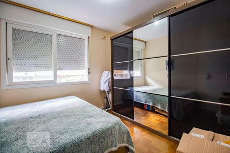 Quarto 1 de apartamento à venda com 2 quartos, 111m² em Jardim do Salso, Porto Alegre