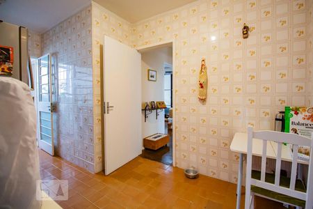 Apartamento à venda com 111m², 2 quartos e 2 vagasCozinha 