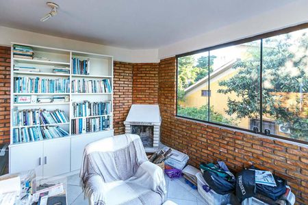 Quarto de apartamento para alugar com 4 quartos, 400m² em Nonoai, Porto Alegre
