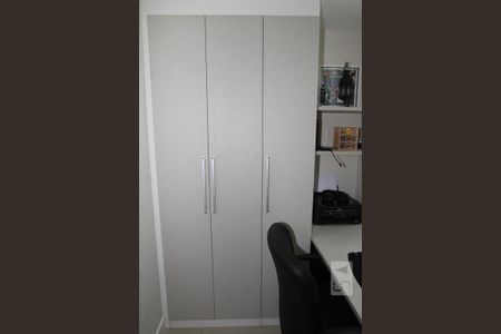 Apartamento à venda com 83m², 3 quartos e 1 vagaEscritório