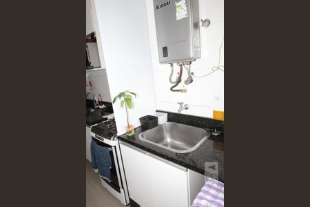 Apartamento à venda com 83m², 3 quartos e 1 vagaÁrea de Serviço