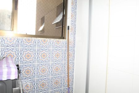 Apartamento à venda com 83m², 3 quartos e 1 vagaÁrea de Serviço