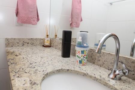 Apartamento à venda com 83m², 3 quartos e 1 vagaBanheiro