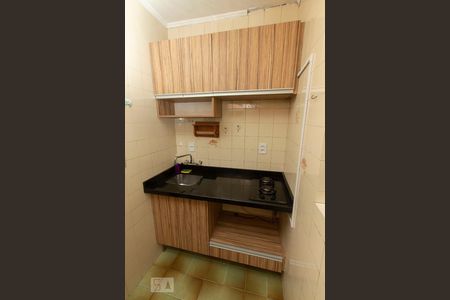 Cozinha de kitnet/studio para alugar com 1 quarto, 40m² em Centro Histórico, Porto Alegre