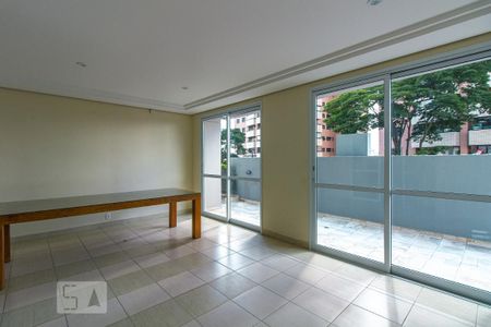 Apartamento à venda com 76m², 3 quartos e 2 vagas Apartamento à venda com 76m², 3 quartos e 2 vagasÁrea comum - Salão de festas