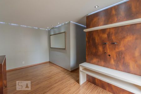Sala de apartamento à venda com 2 quartos, 55m² em Vila Satúrnia, Campinas