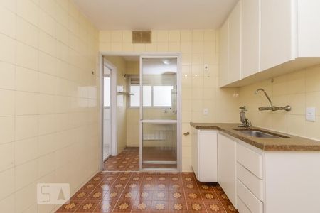 Apartamento à venda com 75m², 2 quartos e 1 vagaCozinha