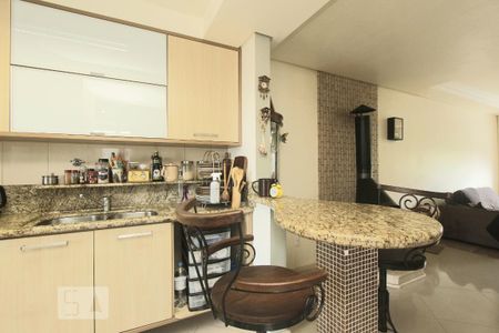 Casa à venda com 400m², 3 quartos e 8 vagasCOZINHA