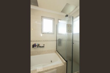 Casa à venda com 400m², 3 quartos e 8 vagasBANHEIRO SUITE