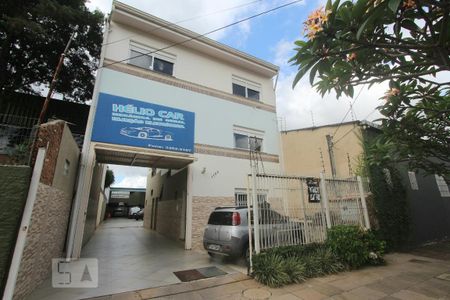 Casa à venda com 400m², 3 quartos e 8 vagasFACHADA