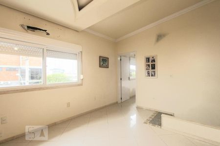 Casa à venda com 400m², 3 quartos e 8 vagasSALA