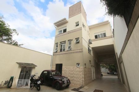 Casa à venda com 400m², 3 quartos e 8 vagasPATIO