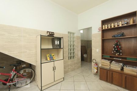 Casa à venda com 400m², 3 quartos e 8 vagasESCRITORIO