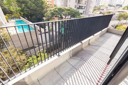 Varanda de apartamento à venda com 1 quarto, 50m² em Jardim das Bandeiras, São Paulo