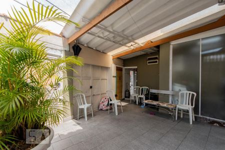 Casa à venda com 154m², 4 quartos e 3 vagasQuintal