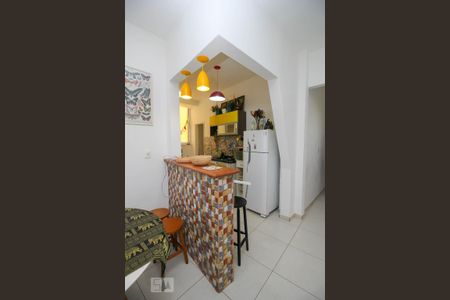 Apartamento para alugar com 60m², 2 quartos e sem vagaCozinha - Armários