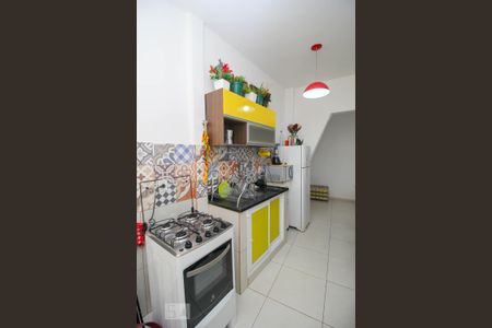 Apartamento para alugar com 60m², 2 quartos e sem vagaCozinha - Armários