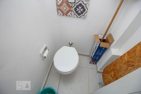 Apartamento para alugar com 60m², 2 quartos e sem vagaBanheiro de Serviço