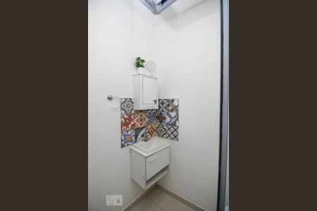 Apartamento para alugar com 60m², 2 quartos e sem vagaBanheiro Social