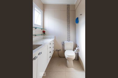 Apartamento à venda com 121m², 3 quartos e 2 vagasBanheiro da Suíte