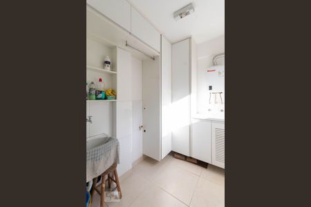 Apartamento à venda com 121m², 3 quartos e 2 vagasÁrea de Serviço