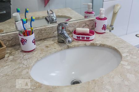 Apartamento à venda com 156m², 2 quartos e 3 vagasBanheiro Suite