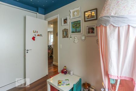 Apartamento à venda com 156m², 2 quartos e 3 vagasQuarto