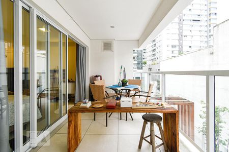 Studio à venda com 44m², 1 quarto e 1 vagaVaranda