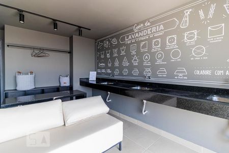 Studio para alugar com 28m², 1 quarto e sem vaga Studio para alugar com 28m², 1 quarto e sem vagaLavanderia