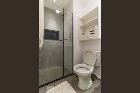 Studio para alugar com 28m², 1 quarto e sem vaga Studio para alugar com 28m², 1 quarto e sem vagaBanheiro - Box de Vidro