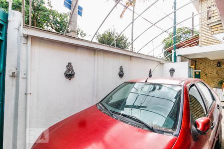 Casa à venda com 199m², 3 quartos e 2 vagas Casa à venda com 199m², 3 quartos e 2 vagasQuintal