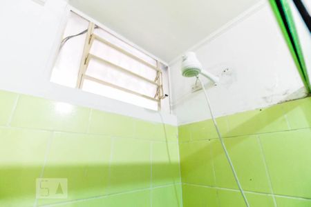 Casa à venda com 199m², 3 quartos e 2 vagas Casa à venda com 199m², 3 quartos e 2 vagasBanheiro de Serviço